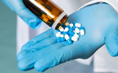 ¿Por qué NO se deben recetar antibióticos antes de la cirugía?